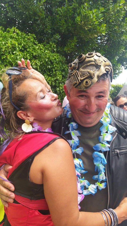 Khaled et Sandrine pour du selfie Facebook !