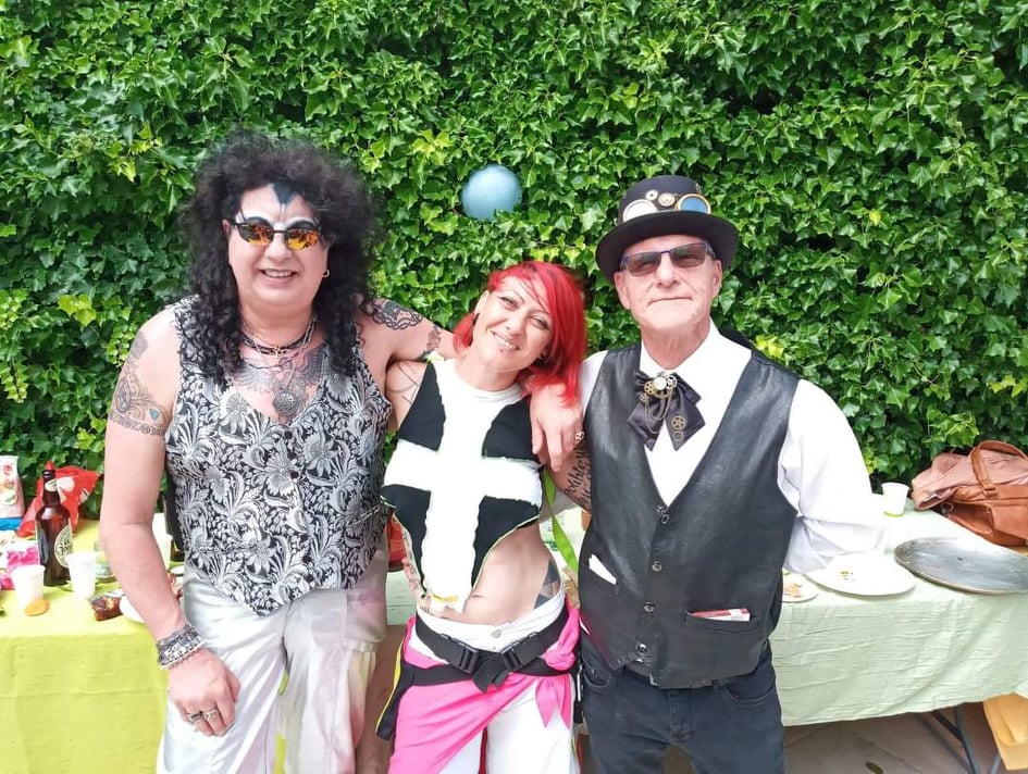 Ellyot, Victoria et Phil